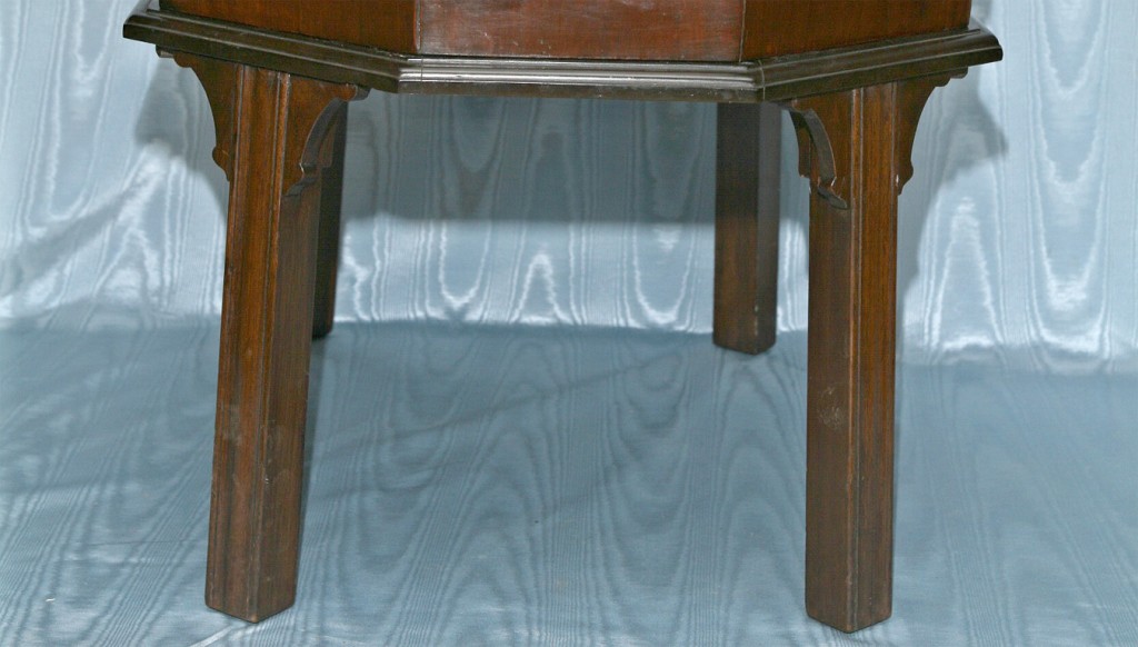 Brass and Mahogany 18th Century Style Planter/Side Table/Wine Cooler