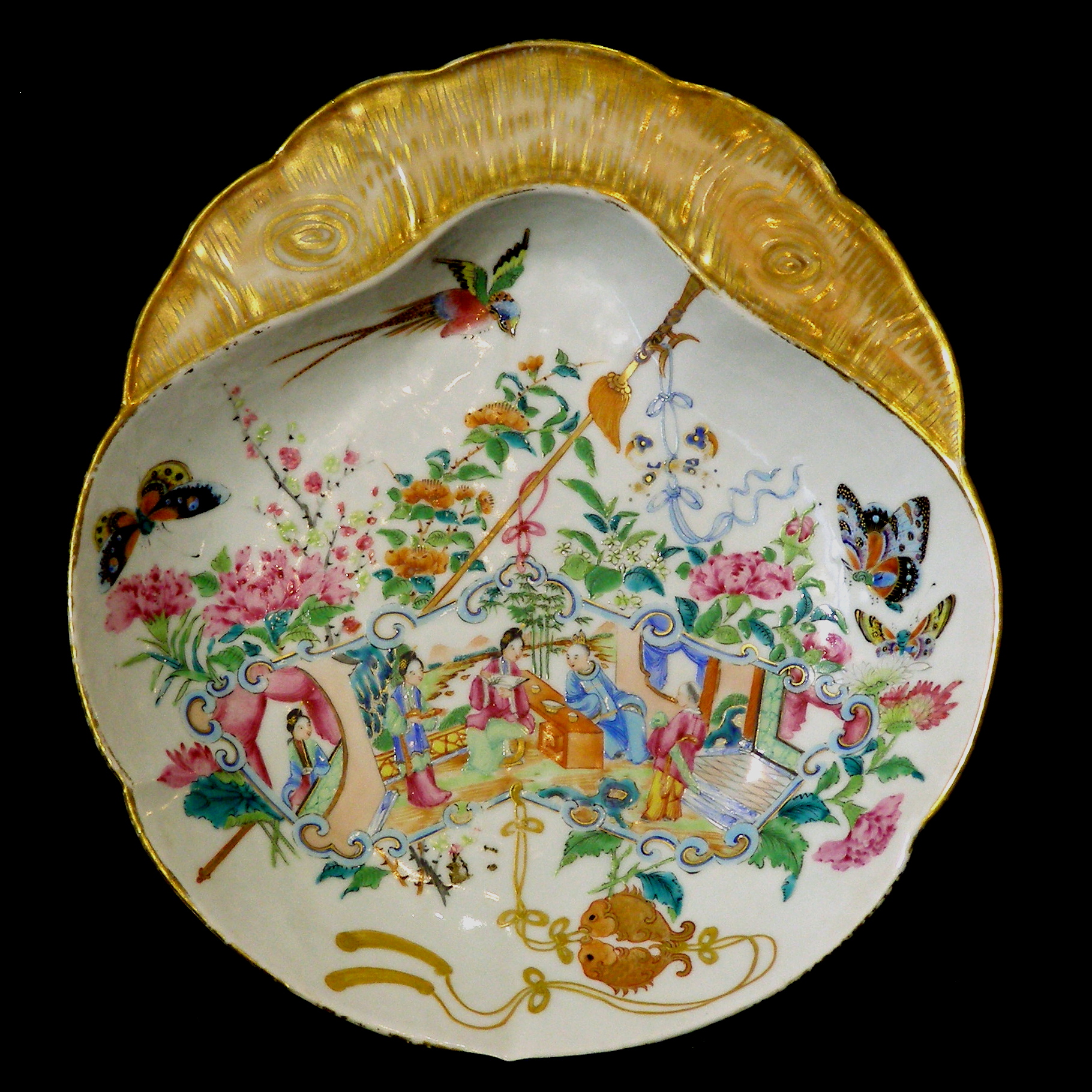 Chinese Rose Canton Mandarin Porcelain Shrimp Dish, Ca. 1840 Paul