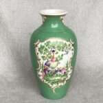 Worcester Vase With Exotic Birds